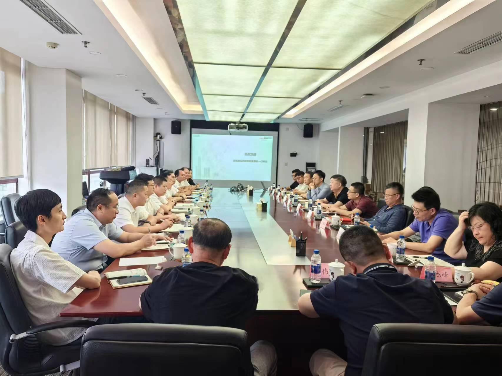 ���⽻���������������ڶ����ľ�ͷ ����˾�򵼸��Ϻ��Խӡ���������